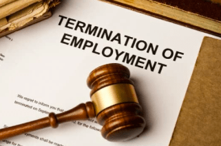 La Cassazione ribadisce la facoltà del datore di lavoro di rinunciare al periodo di preavviso cui è tenuto il dipendente dimissionario.